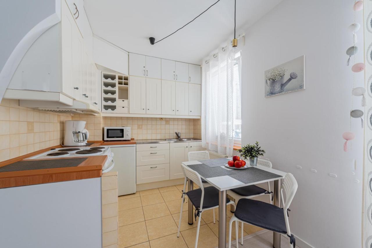 Apartament Z Balkonem Przy Latarni 150M Od Morza Kołobrzeg Exterior foto