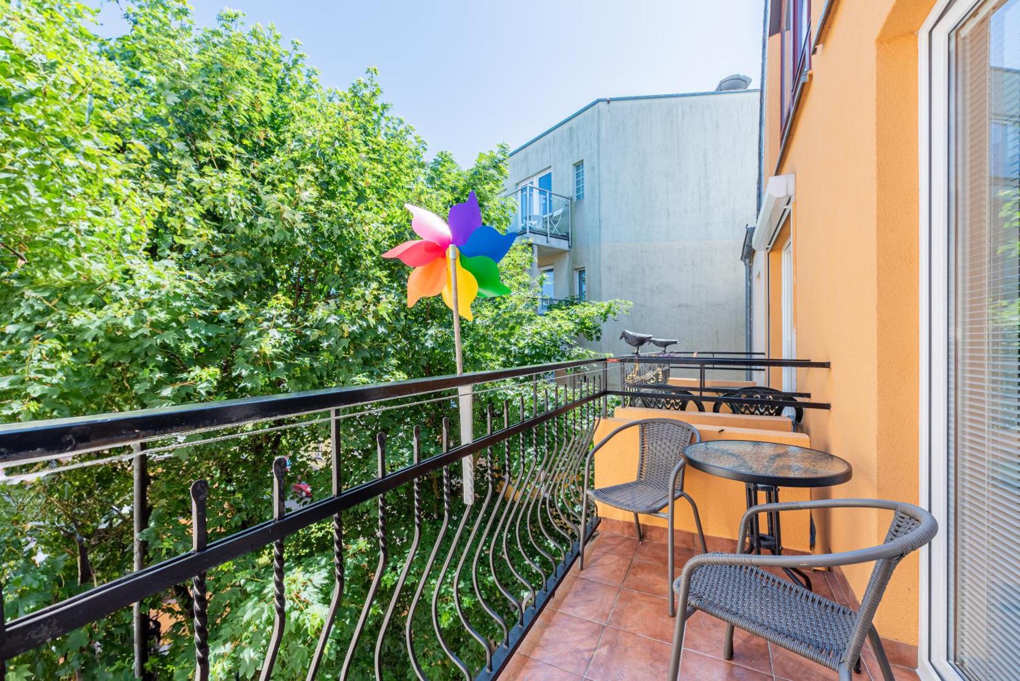 Apartament Z Balkonem Przy Latarni 150M Od Morza Kołobrzeg Exterior foto